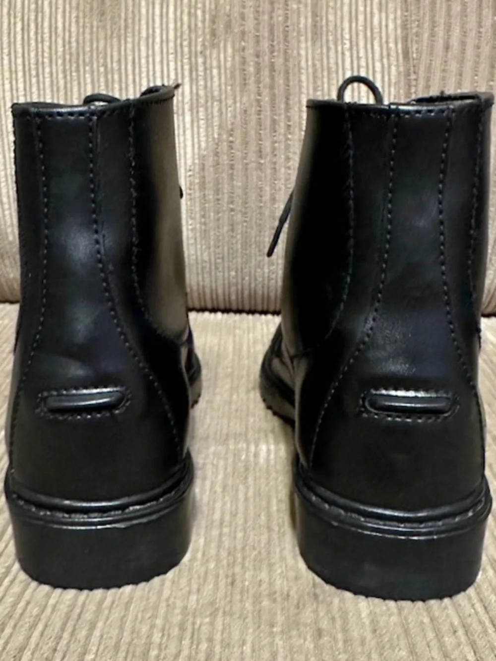 TuffRider Kid's Lace Up Paddock Boots Black Unisex Size 2